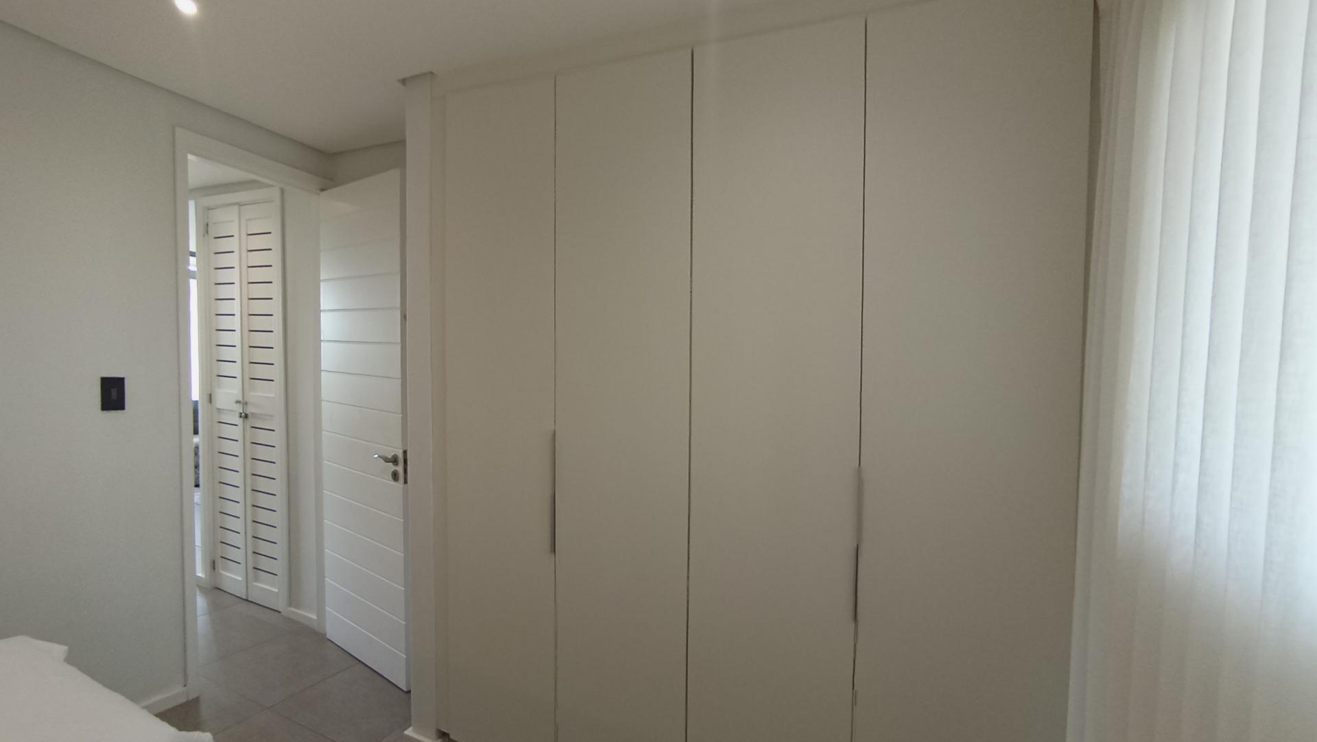 Bed Room 1 - 15 square meters of property in Hillhead