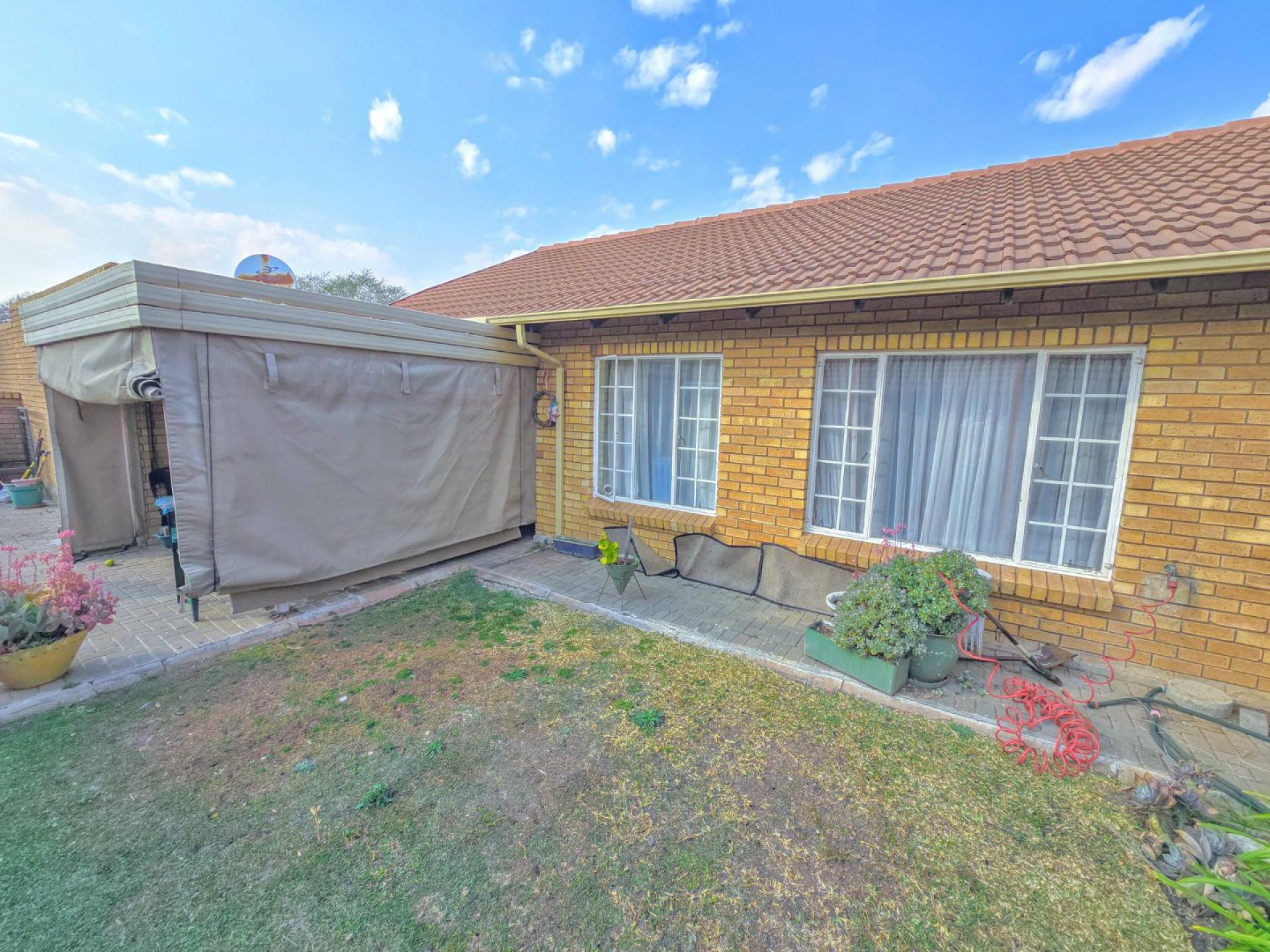  of property in Sinoville