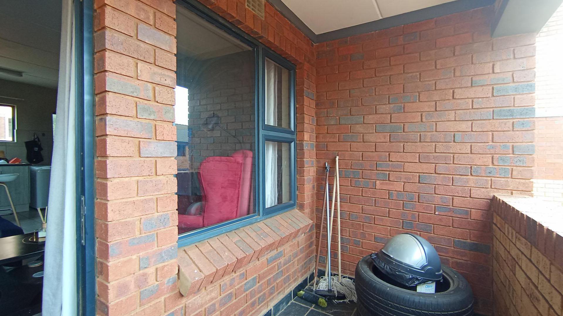 Balcony - 6 square meters of property in La Montagne