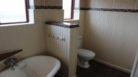 Bathroom 1 of property in Dana Bay