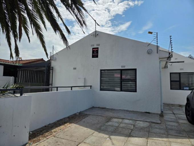 2 Bedroom House to Rent in Ravensmead - Property to rent - MR709350