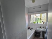  of property in Linmeyer