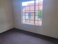  of property in Glenvista