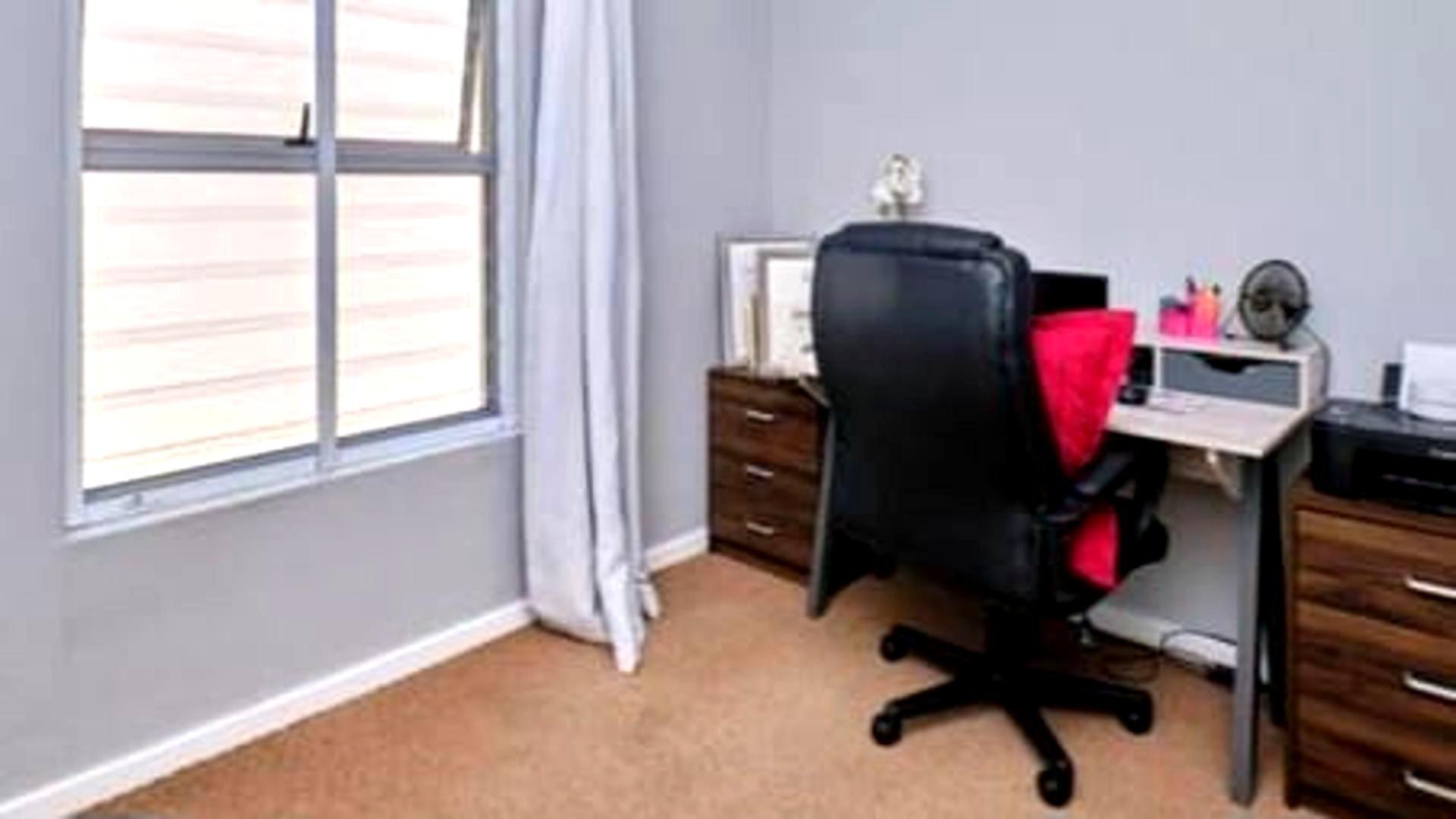 Study of property in Sonstraal Heights