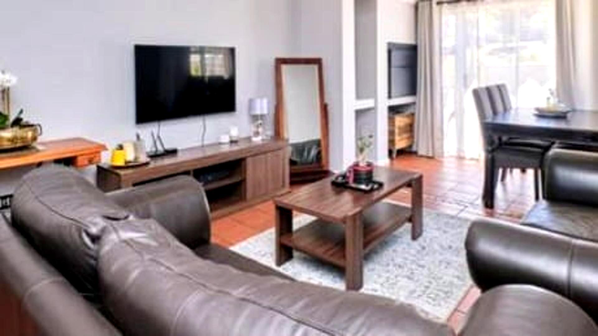 Lounges of property in Sonstraal Heights