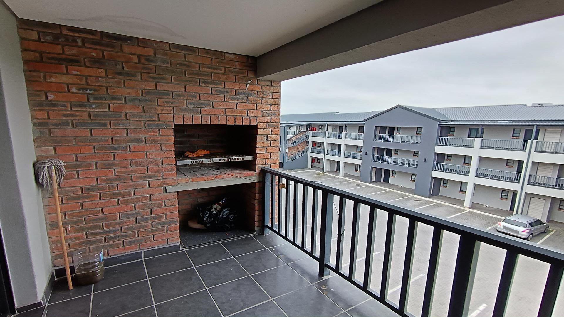 Balcony of property in Fairview - PE