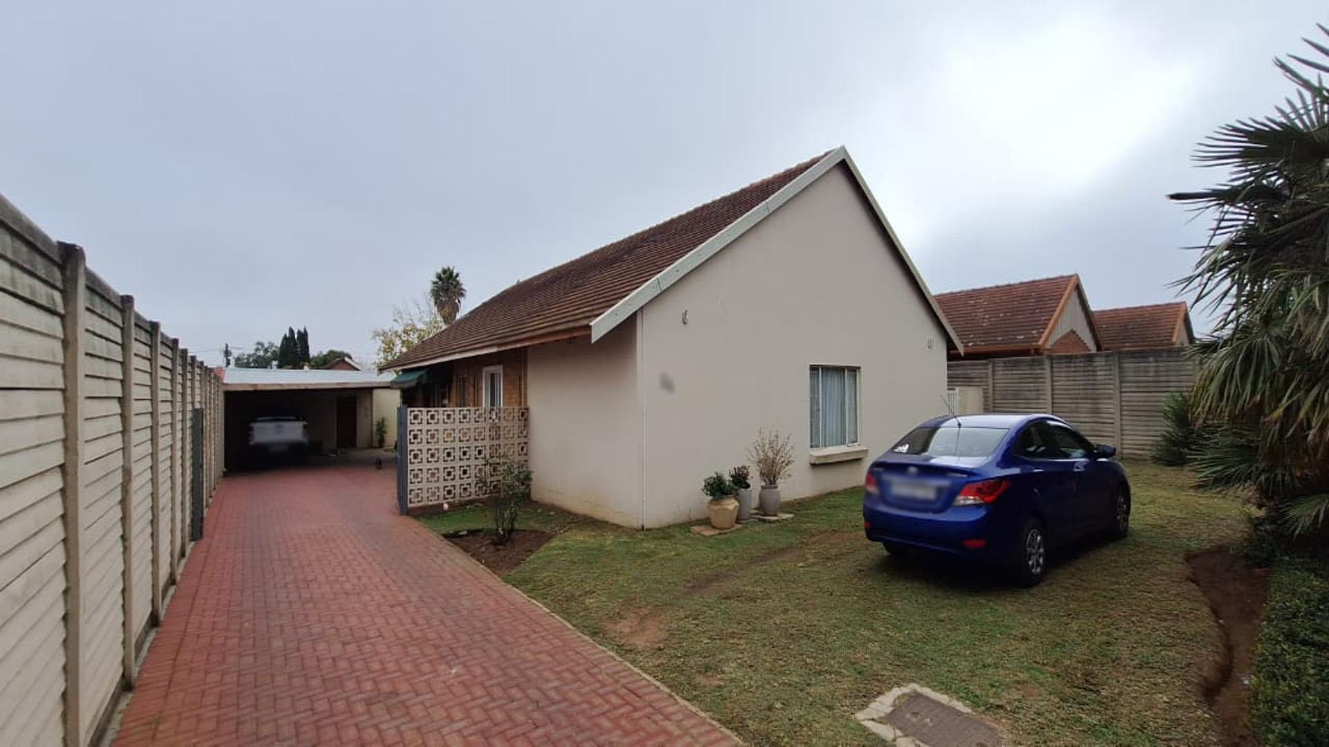 Front View of property in Nigel