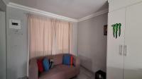Lounges - 39 square meters of property in Nigel