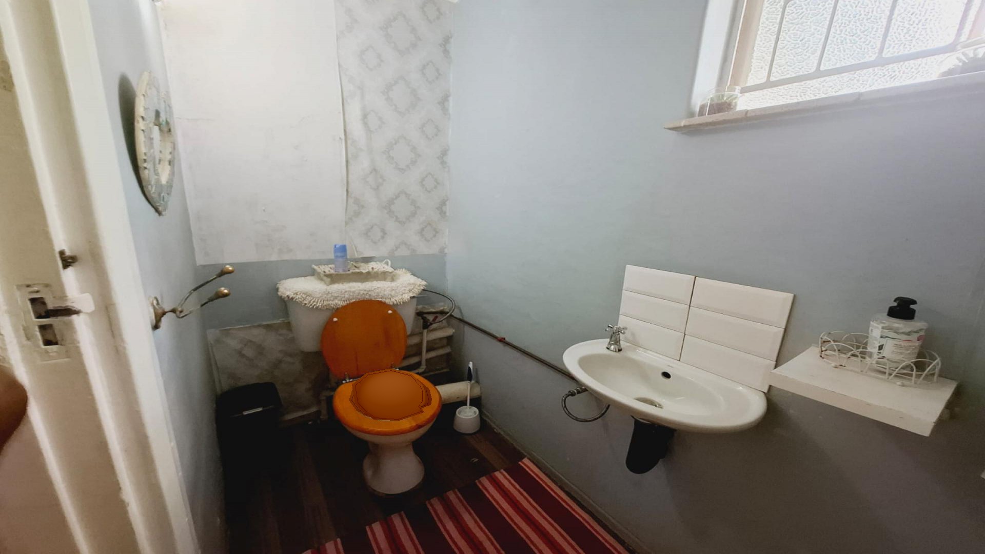 Bathroom 2 of property in Sunnyside