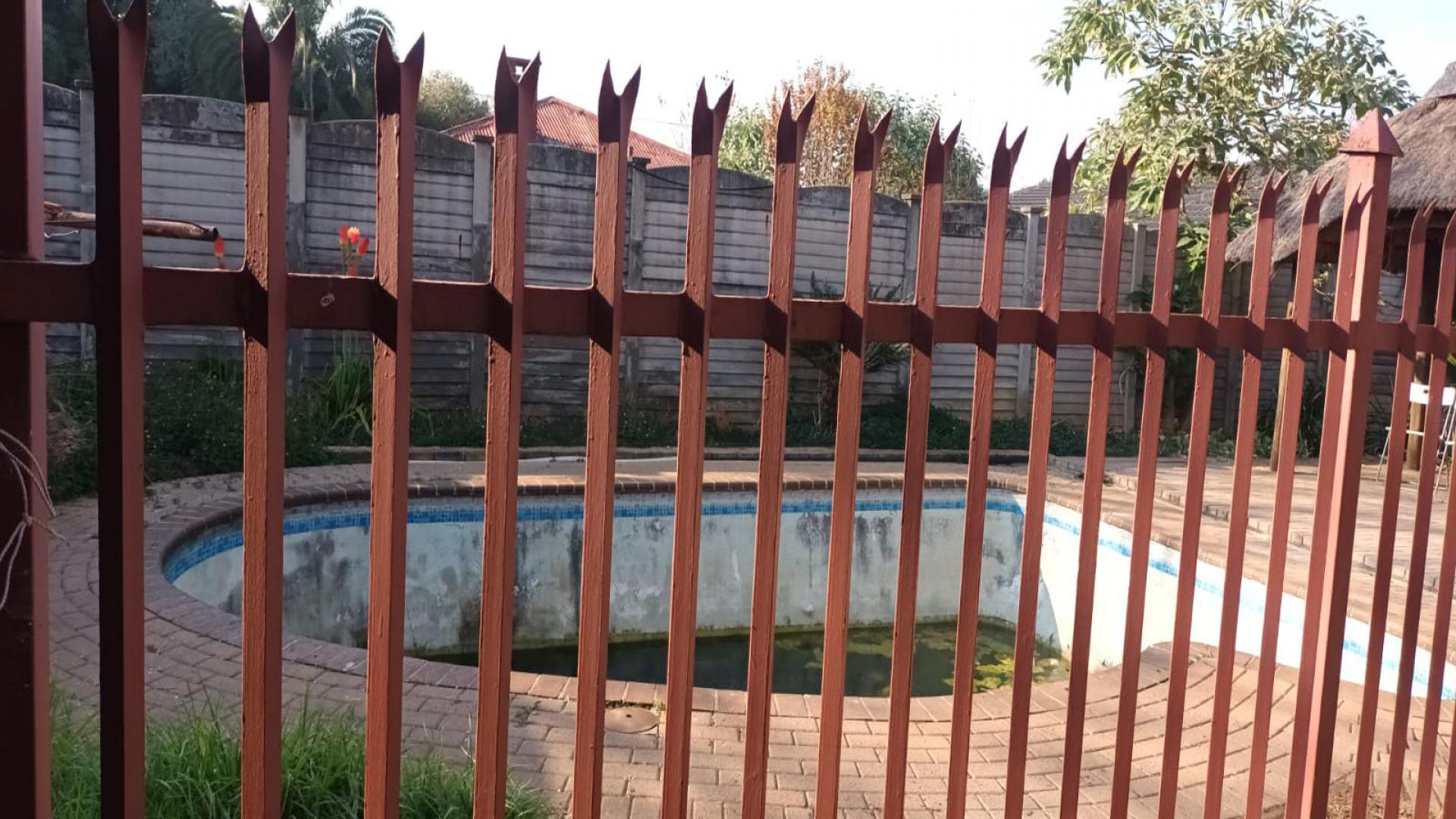 Swimming Pool of property in Danville