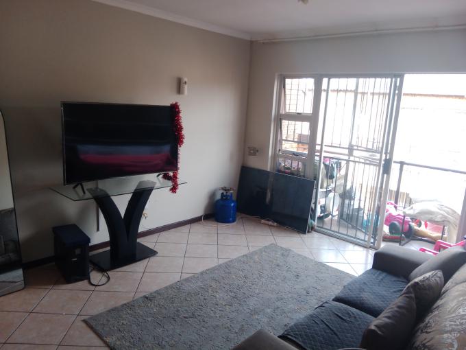 2 Bedroom Apartment for Sale For Sale in Honey Park - MR709469