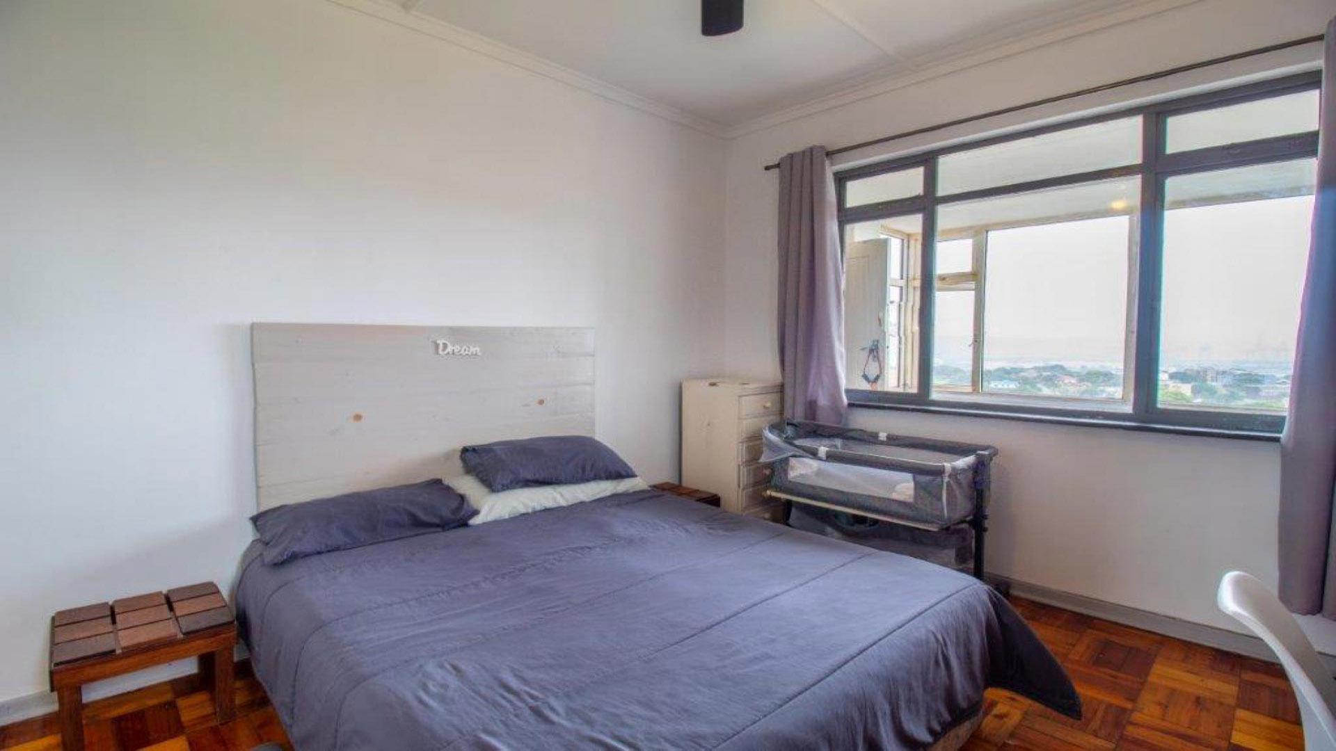 Bed Room 1 of property in Ocean View - DBN