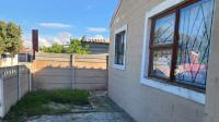 Front View of property in Delft