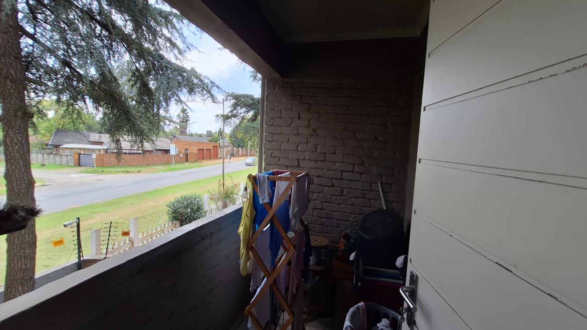 Balcony - 5 square meters of property in Rynfield AH