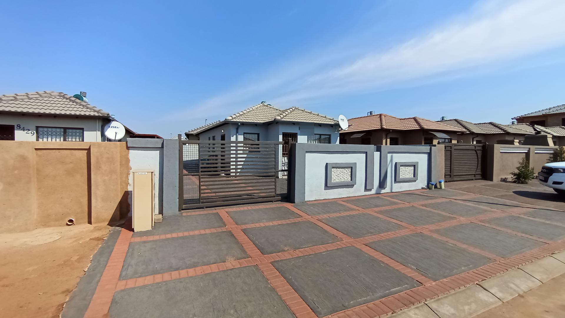 Front View of property in Soshanguve East