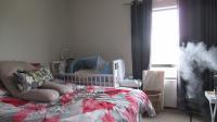 Main Bedroom - 15 square meters of property in Broadacres