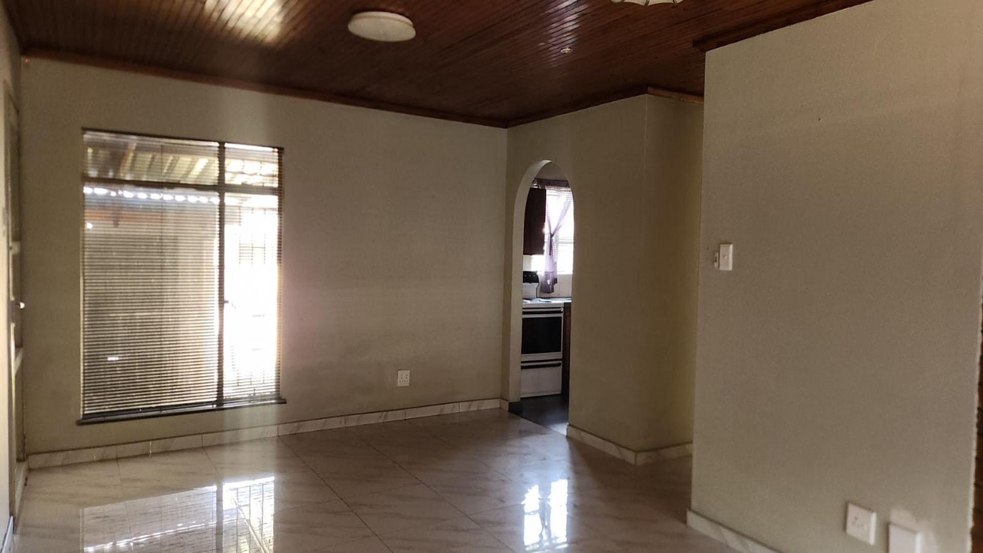 Lounges of property in Secunda