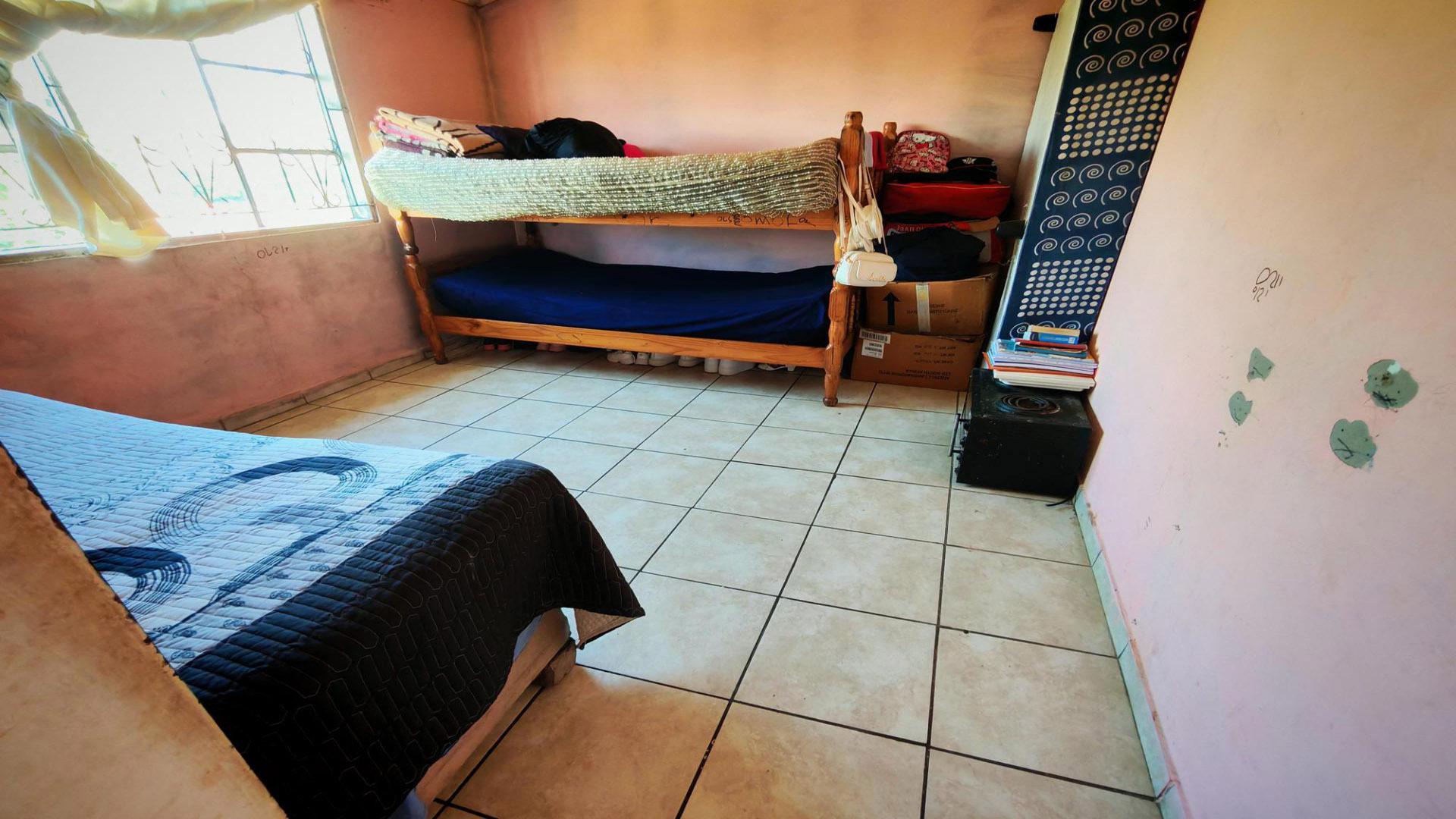Bed Room 1 of property in Northdale (PMB)