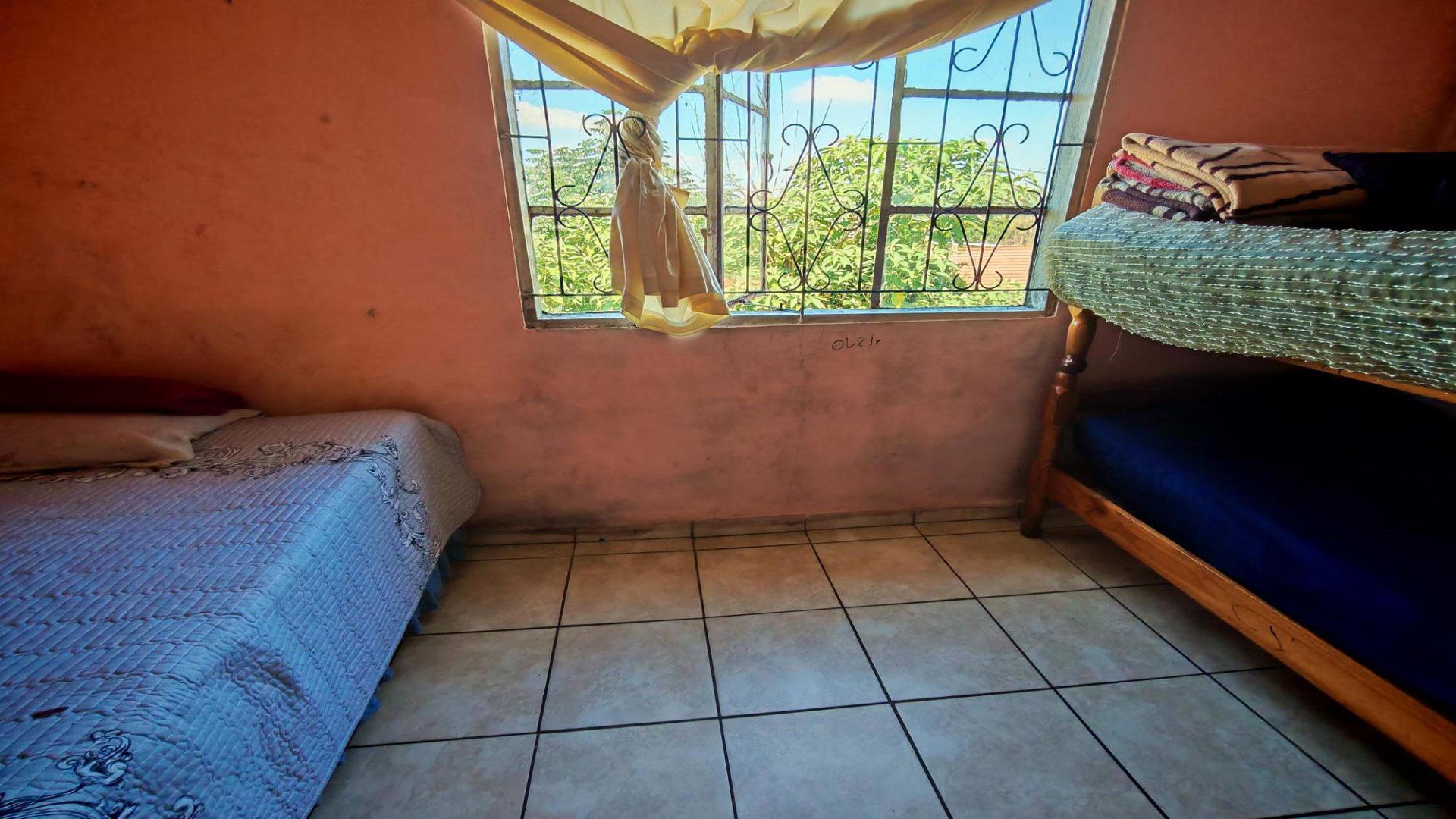 Bed Room 1 of property in Northdale (PMB)