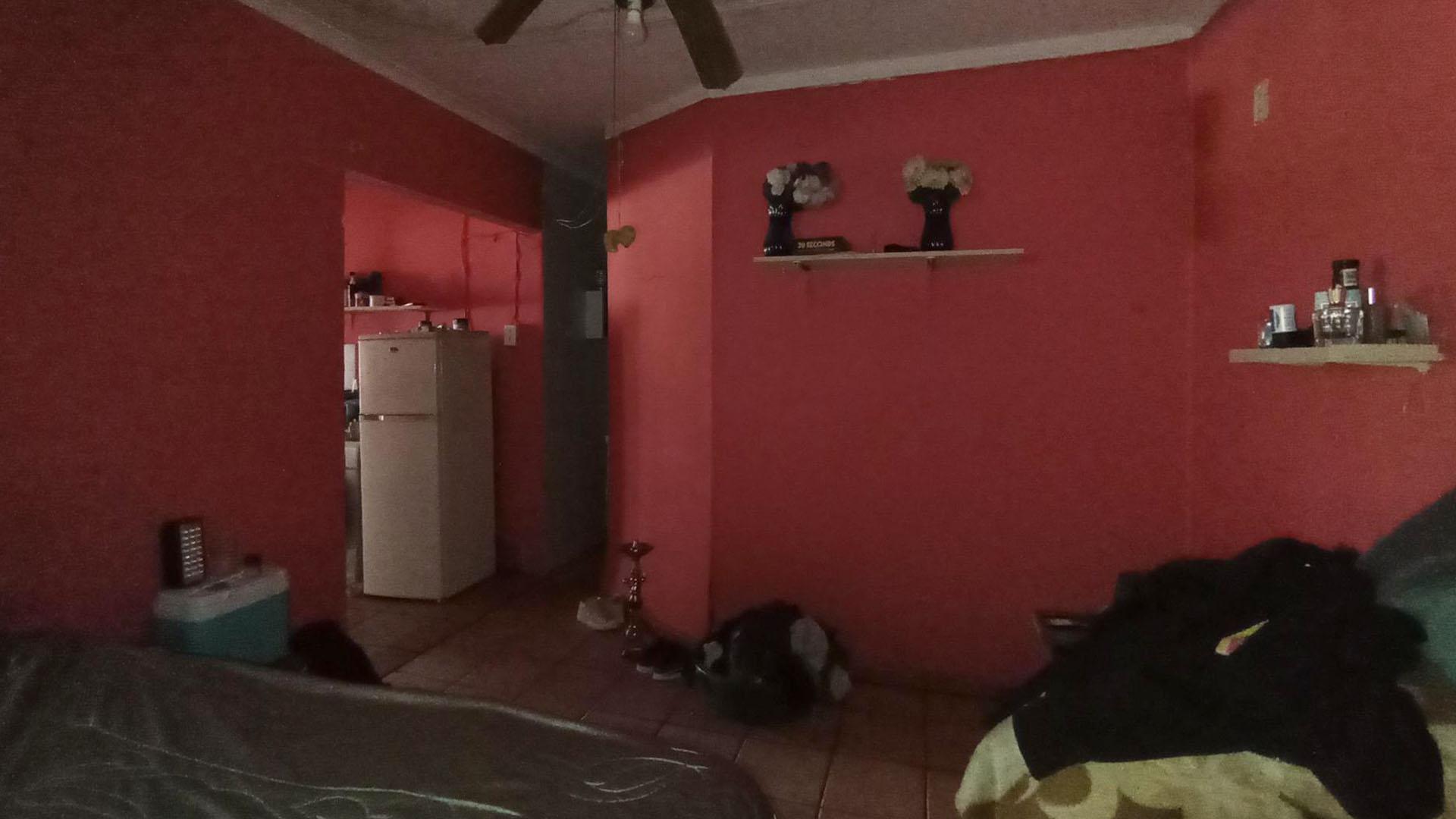 Flatlet - 57 square meters of property in Parktown Estate