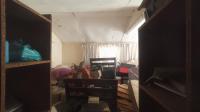 Flatlet - 57 square meters of property in Parktown Estate