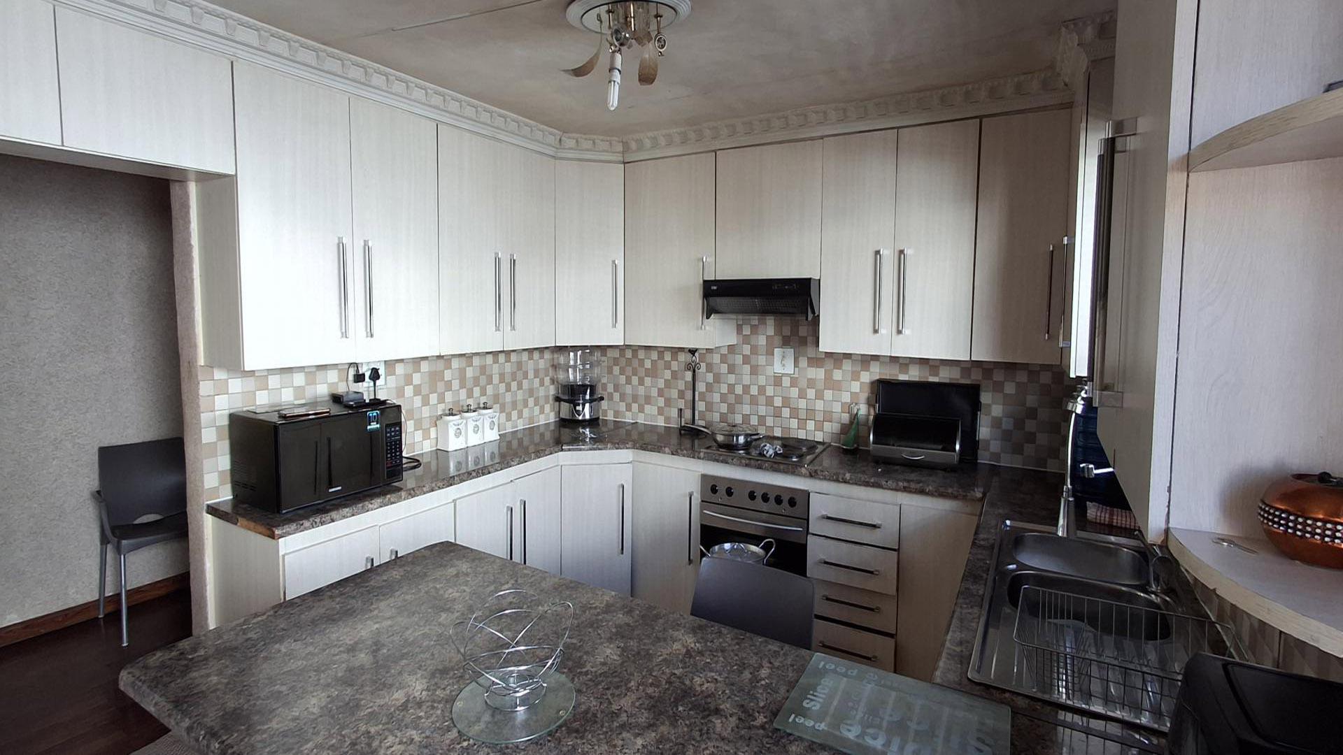 Kitchen of property in Bloemfontein