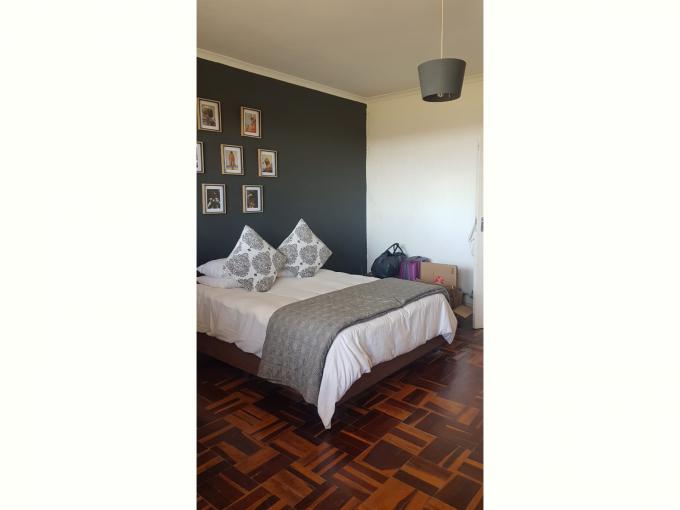 1 Bedroom Open Plan Bachelor/Studio Apartment for Sale For Sale in Lakeside (Capetown) - MR709586