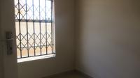 Bed Room 2 - 9 square meters of property in Crystal Park