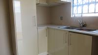 Kitchen - 9 square meters of property in Crystal Park