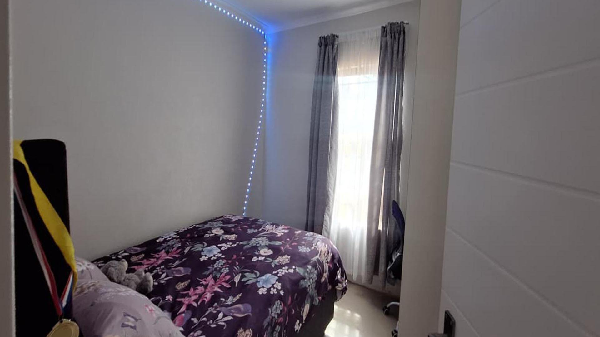 Bed Room 2 - 10 square meters of property in Tirong 