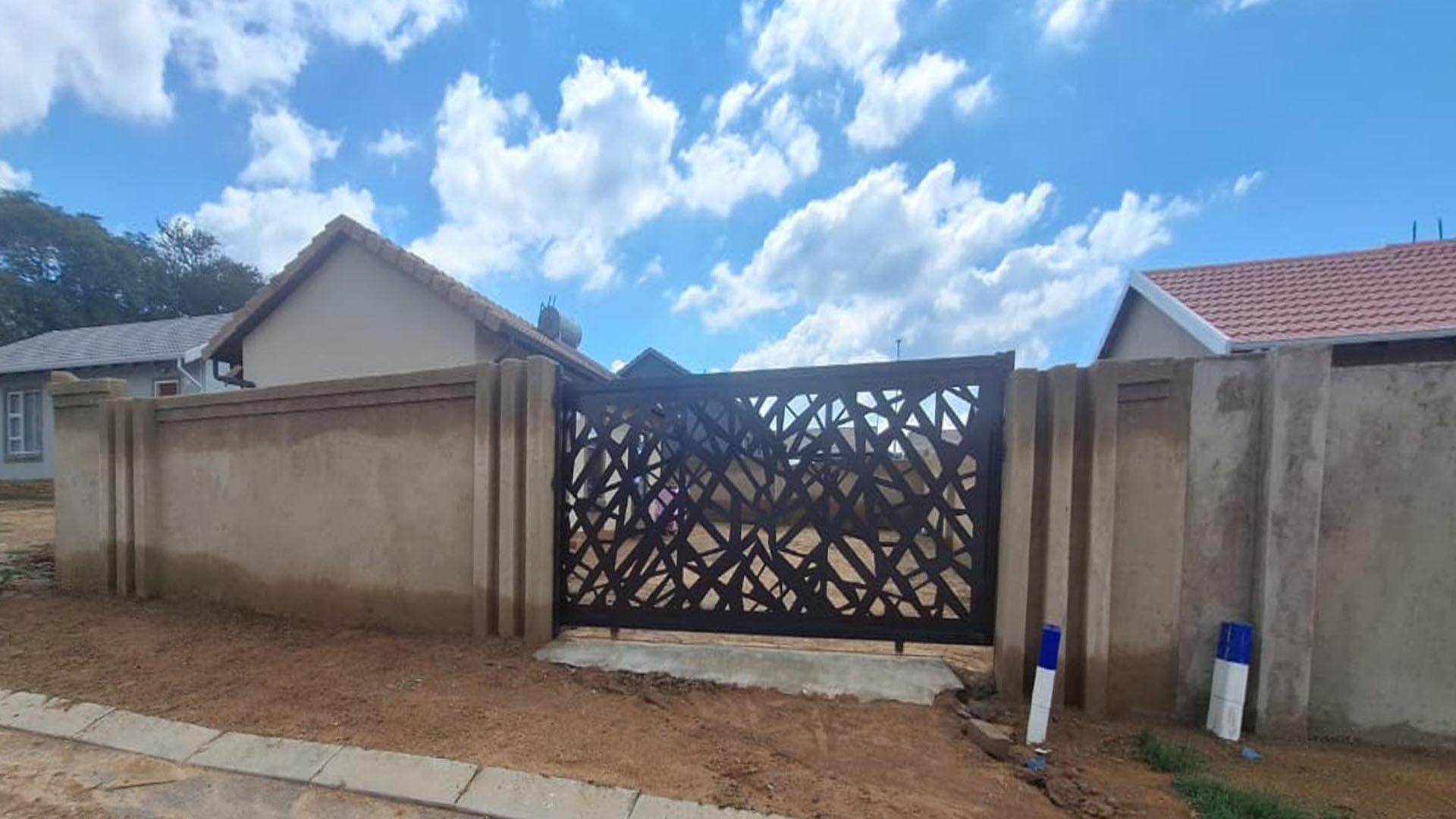 Front View of property in Tirong 