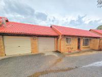  of property in Magalieskruin