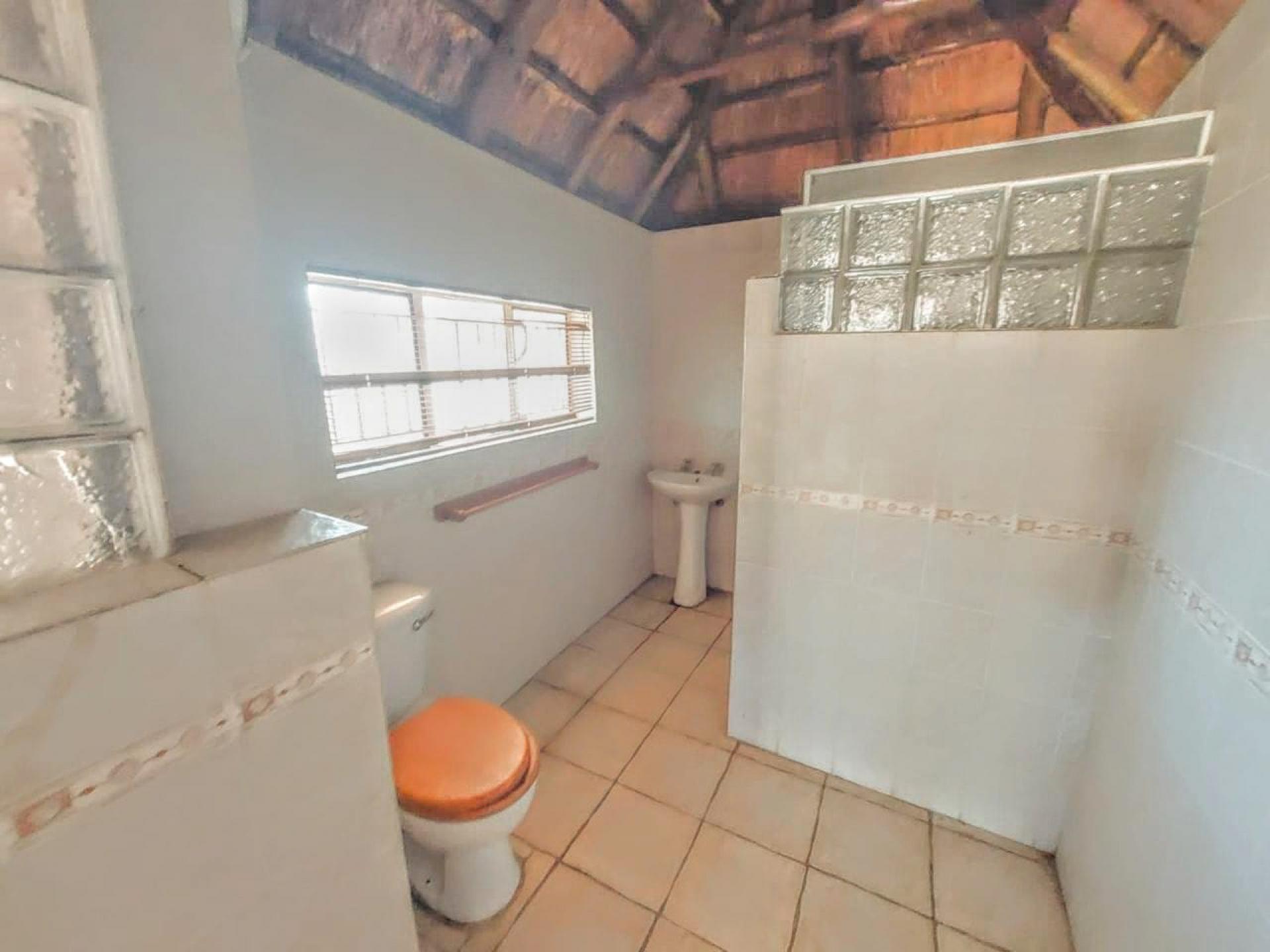  of property in Sinoville