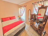  of property in Magalieskruin