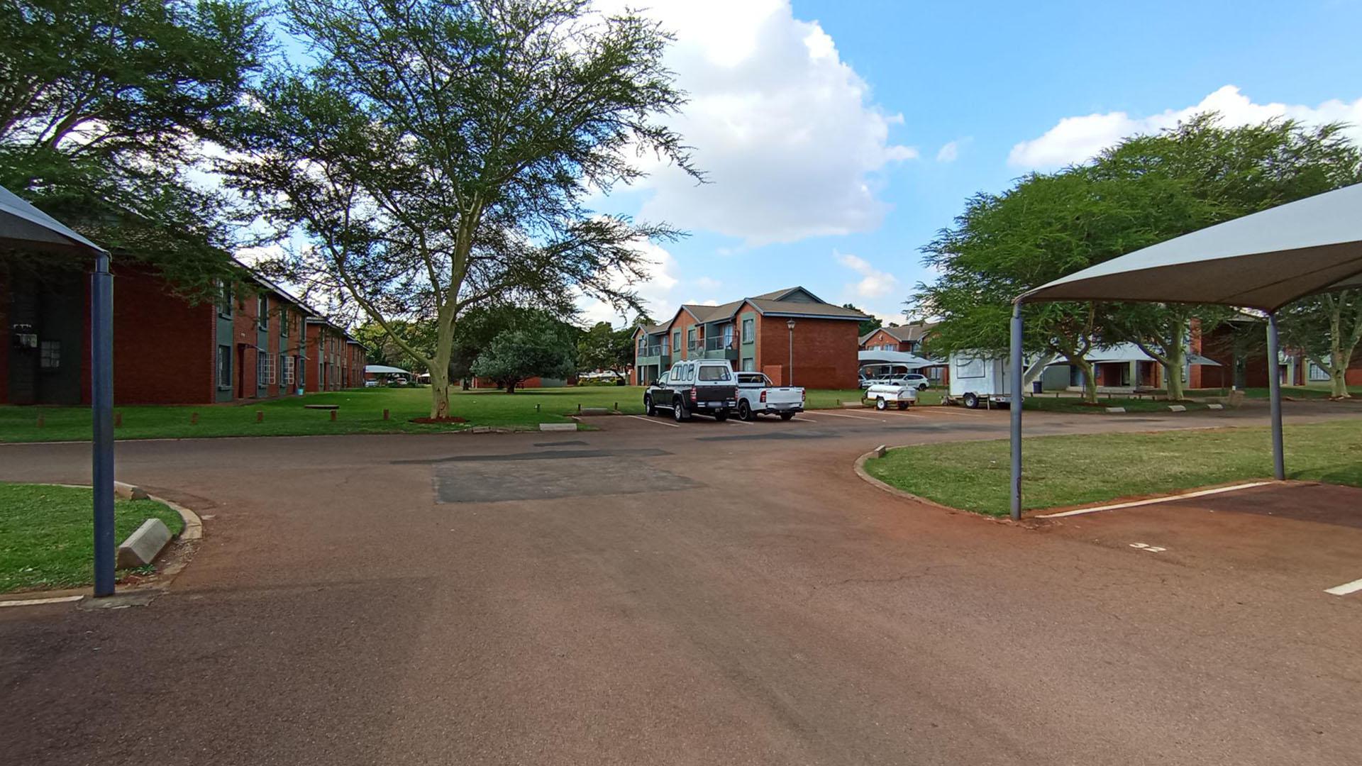 Front View of property in Theresapark