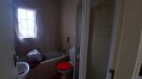 Bathroom 1 of property in Theresapark