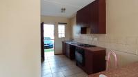 Kitchen - 8 square meters of property in Theresapark