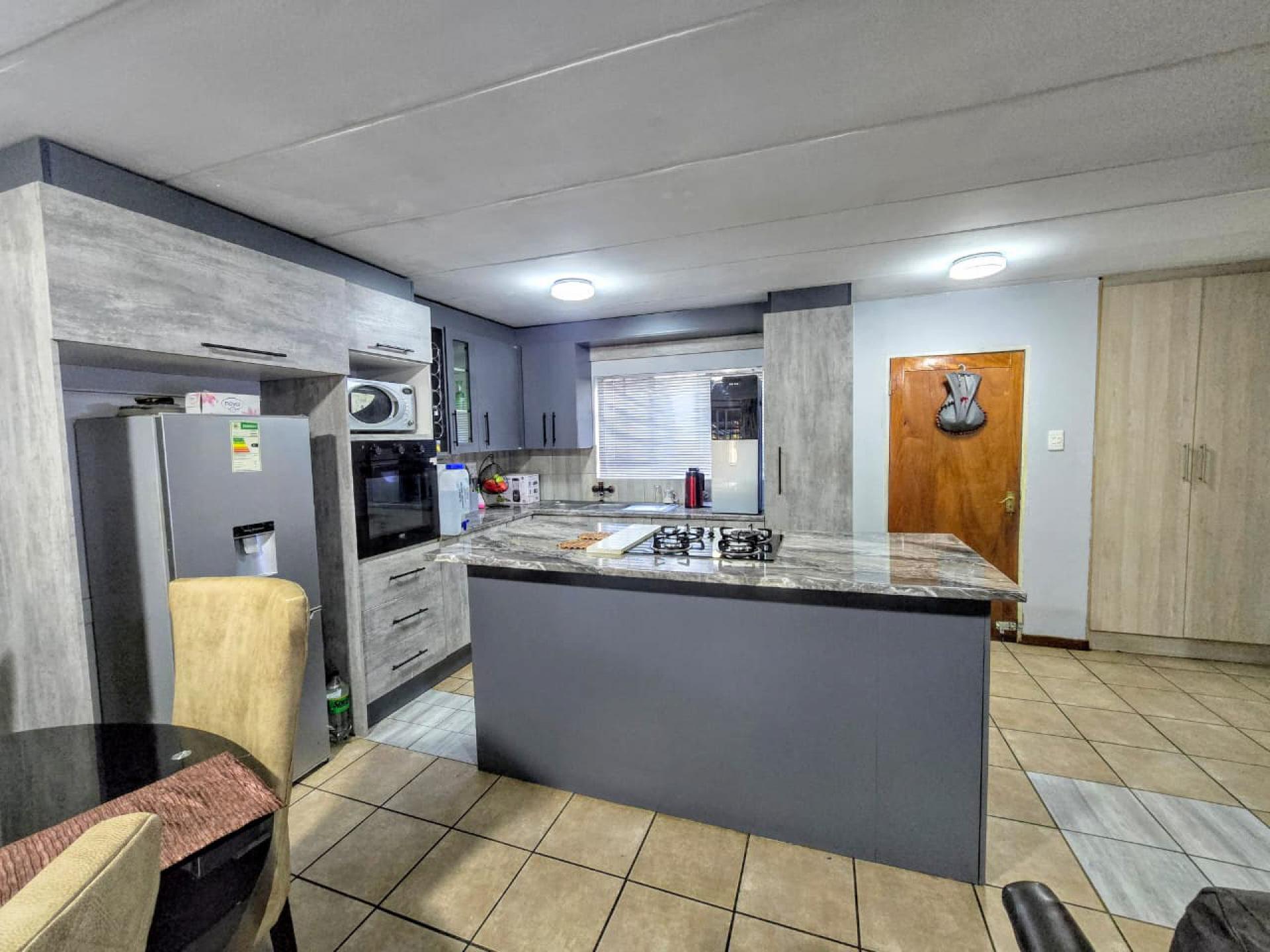  of property in Annlin