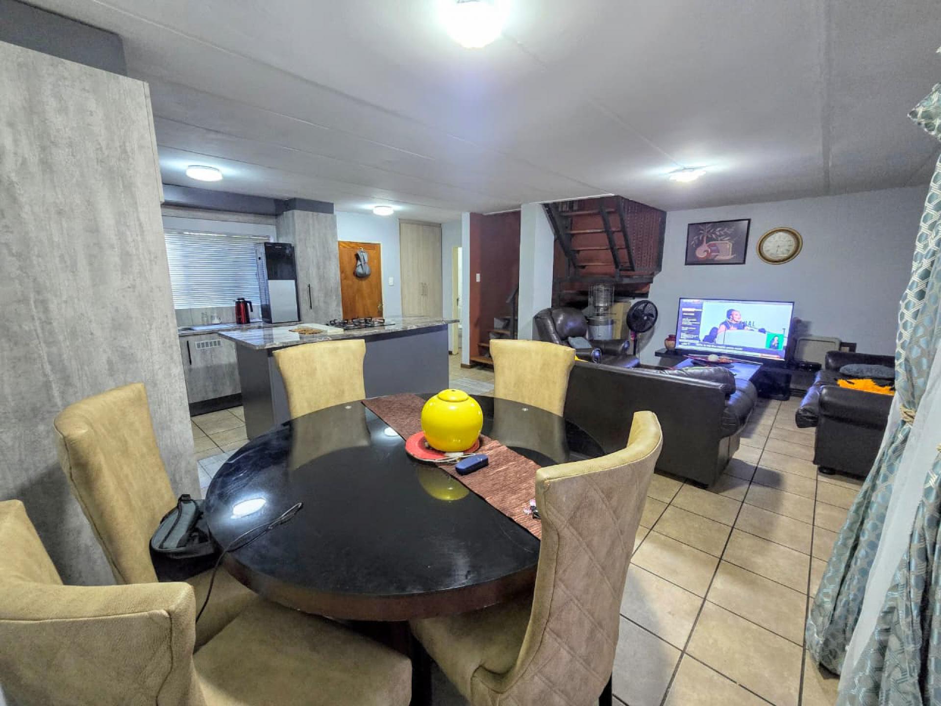  of property in Annlin