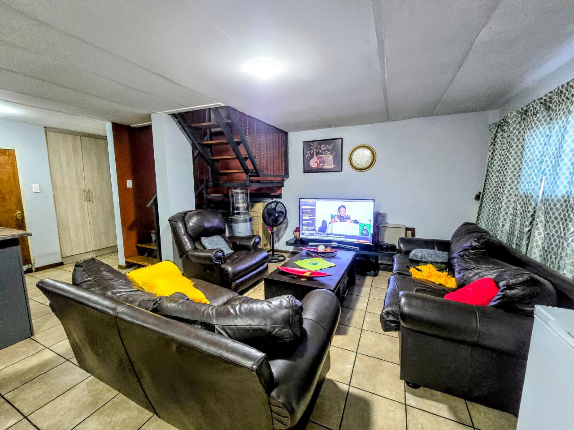  of property in Annlin