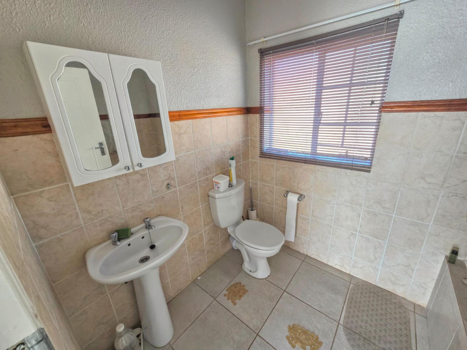  of property in Annlin