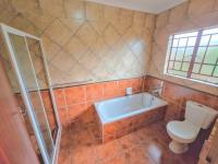  of property in Magalieskruin