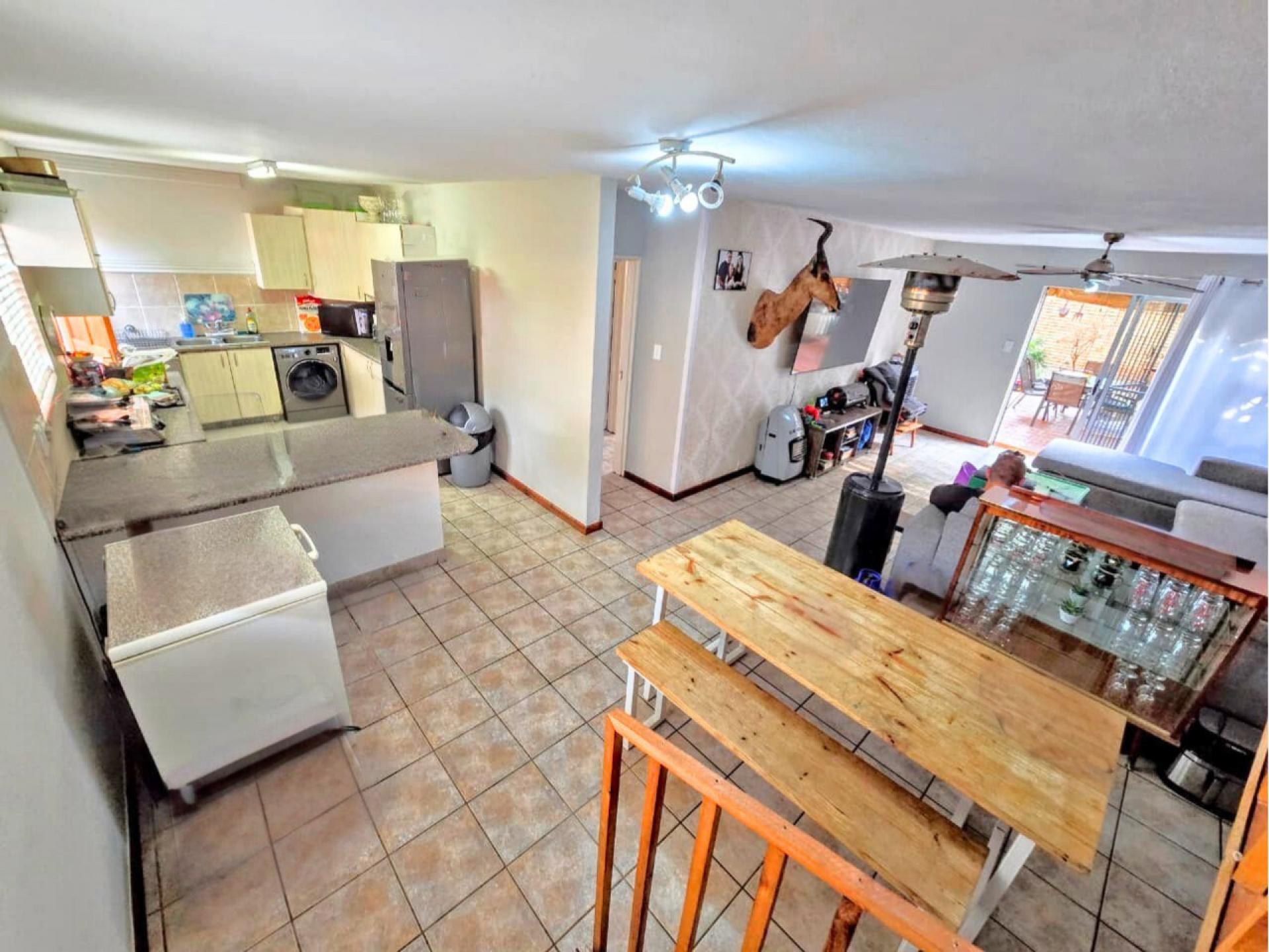  of property in Sinoville