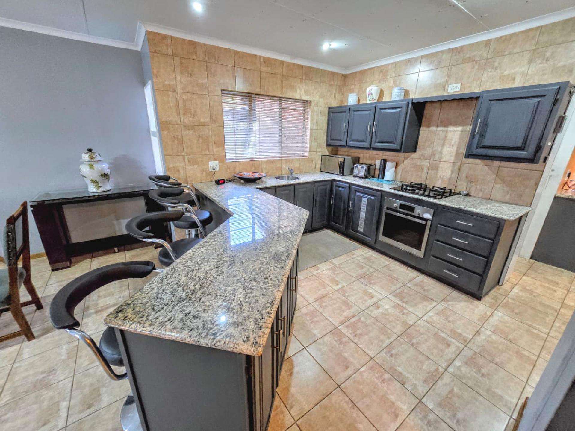  of property in Montana Park