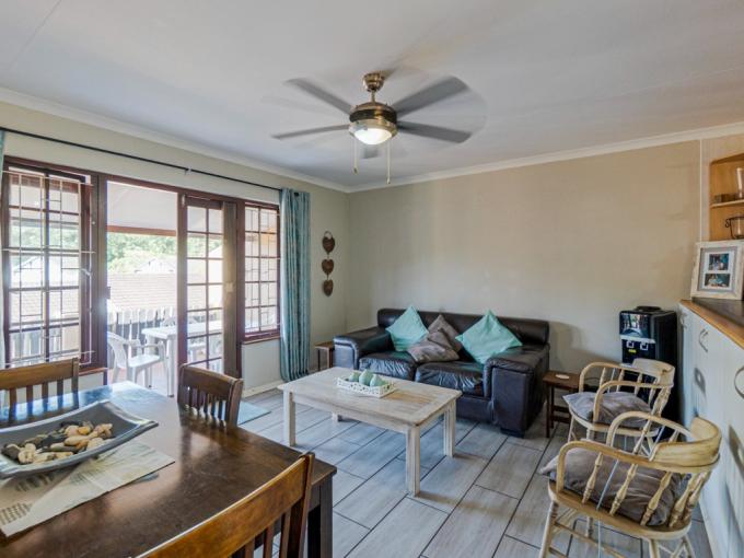 2 Bedroom Simplex for Sale For Sale in St Winifreds - MR709696