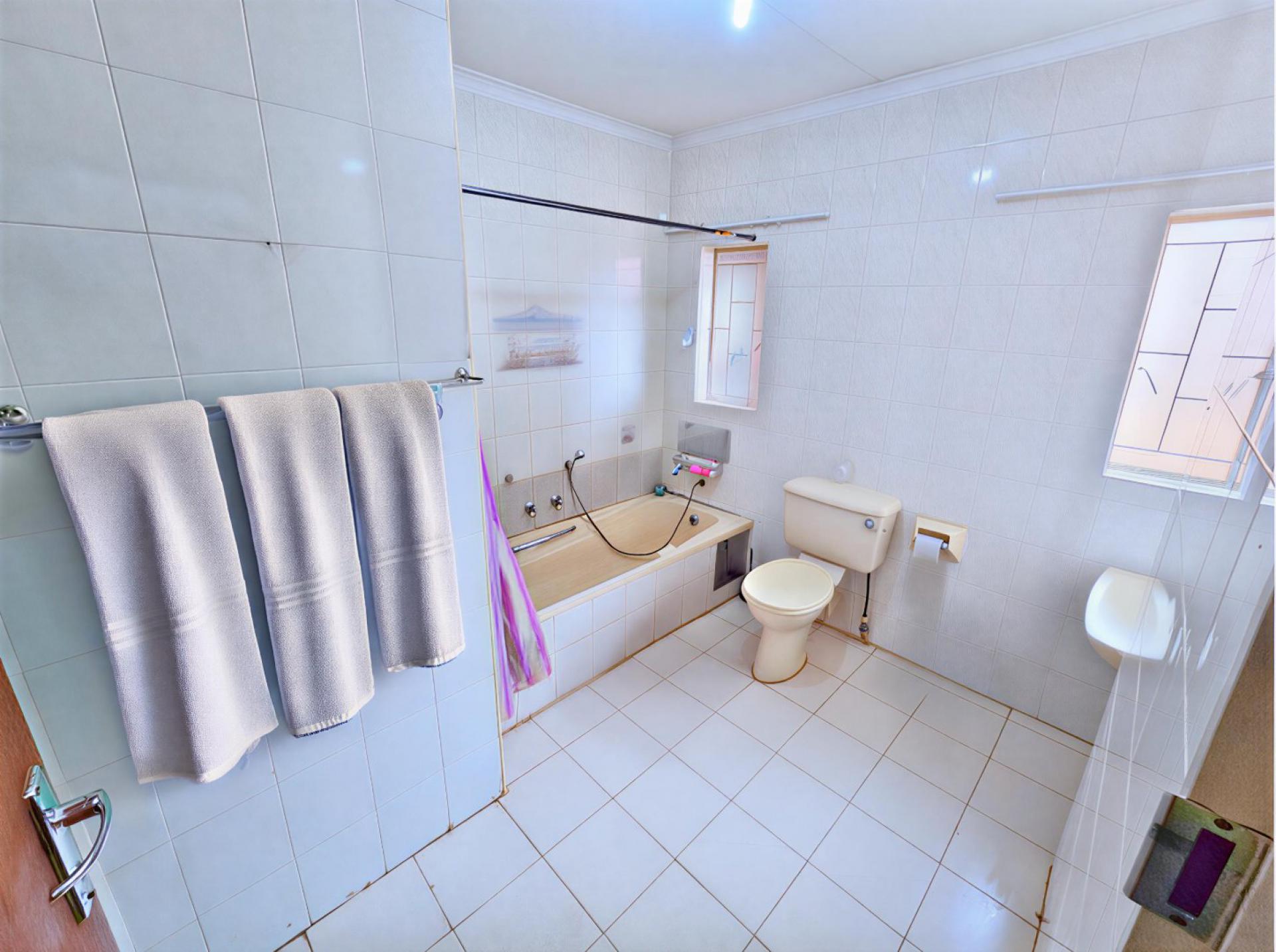  of property in Montana Park