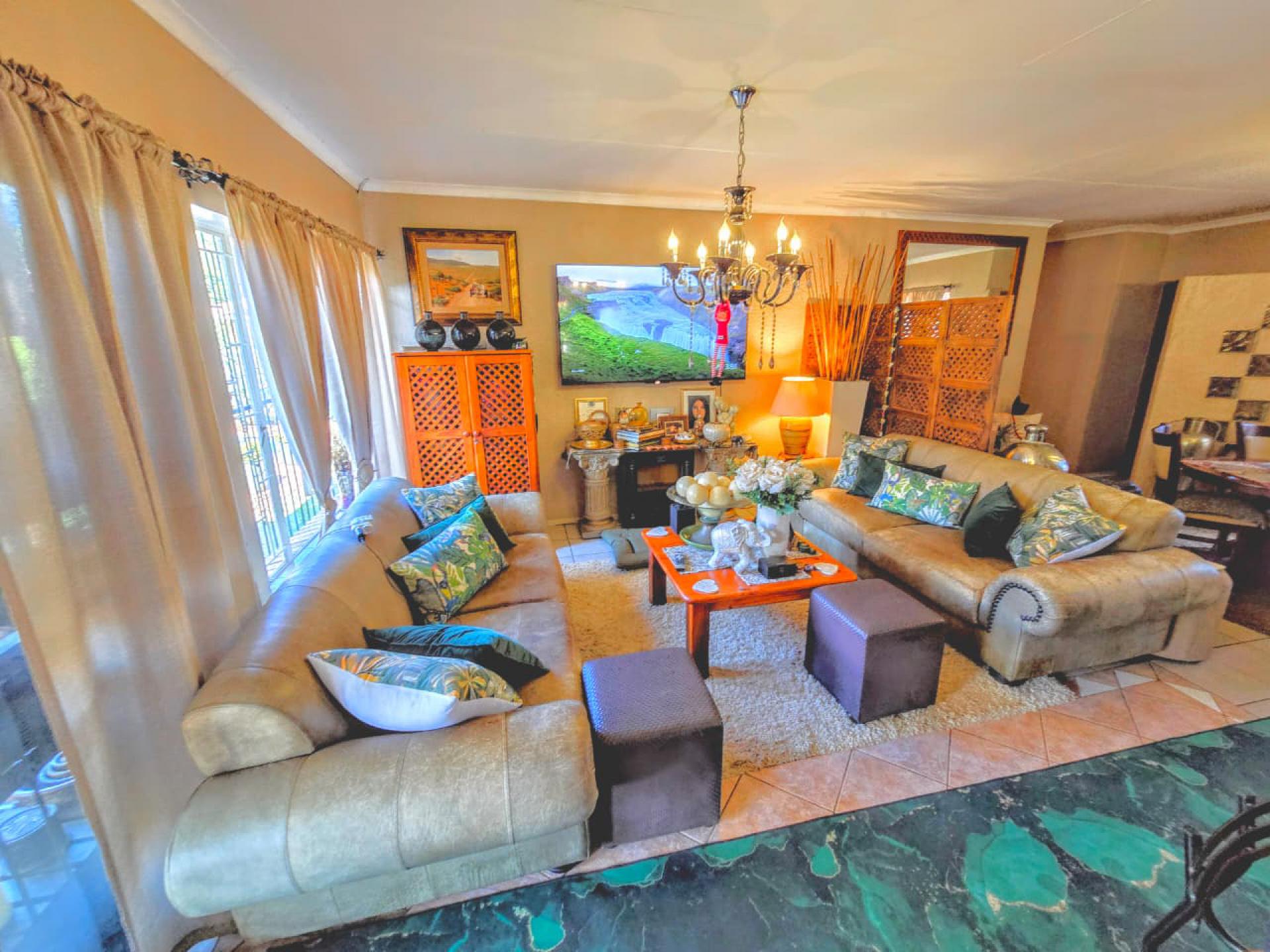  of property in Montana Park