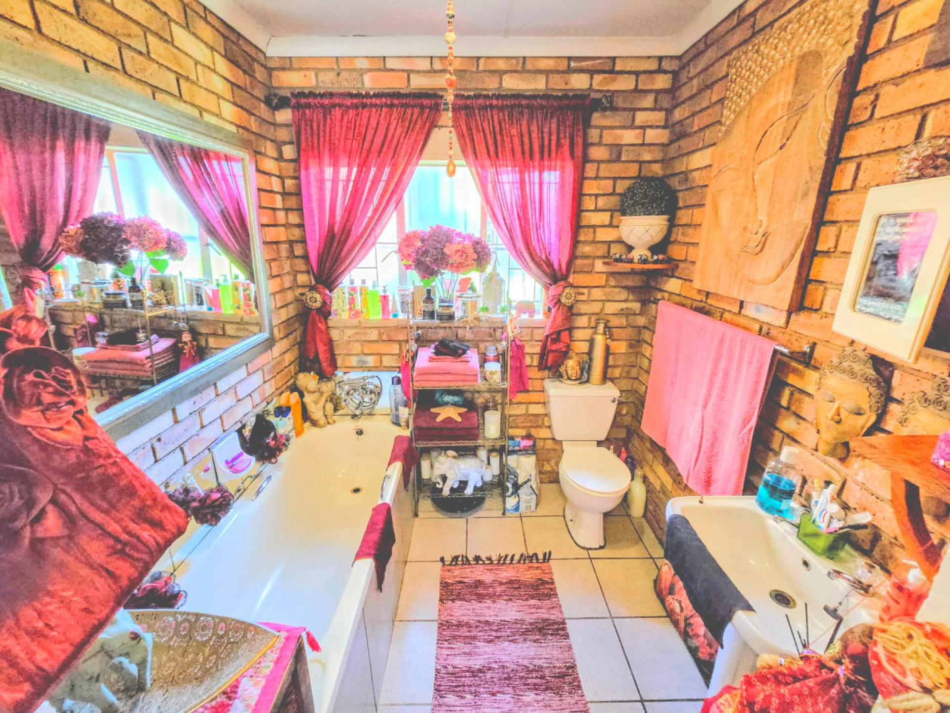  of property in Montana Park