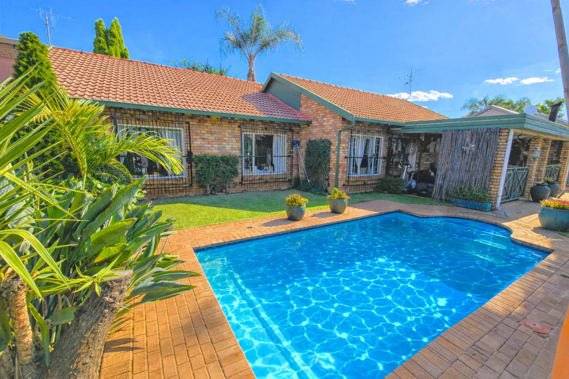  of property in Montana Park