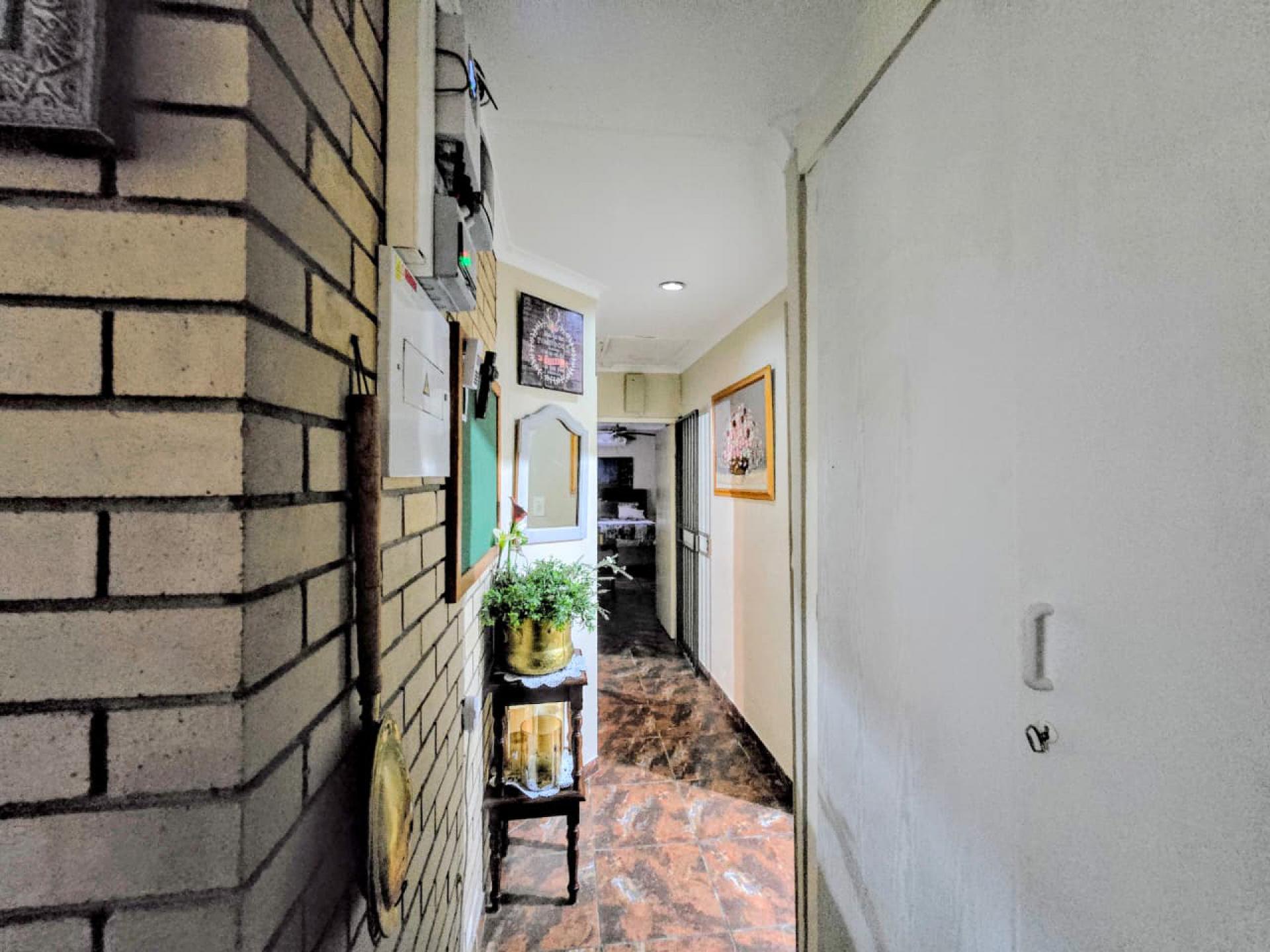  of property in Montana Park